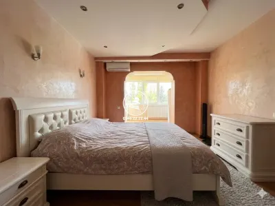 Apartament spectaculos, bloc tip vilă, Târgu Cucu - foto 11
