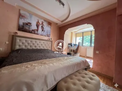 Apartament spectaculos, bloc tip vilă, Târgu Cucu - foto 3