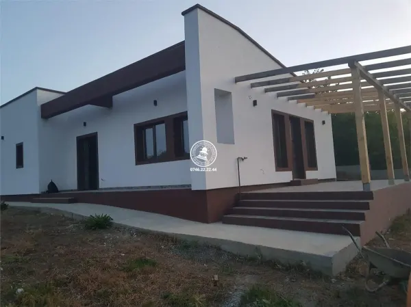 Casă 4 camere Tomești - poza 9