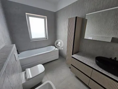 Vila P+1E ,4 camere ,560mp teren - Valea Lupului , Iasi - foto 12