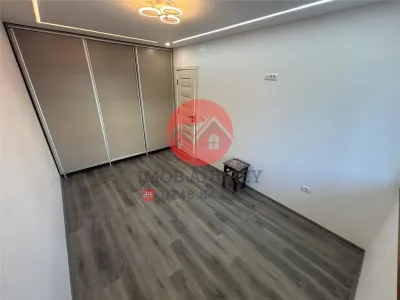 Prima inchiriere, apartament ultracentral, 60 mp - foto 7
