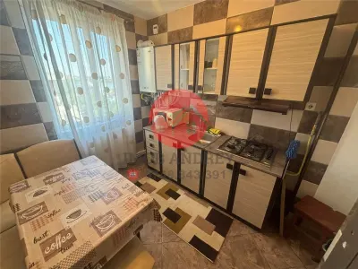 Apartament de inchiriat, 2 camere, cu vedere la faleza - foto 4