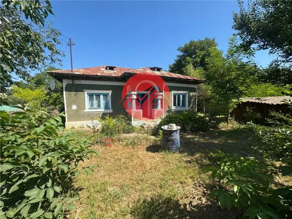 Casă 2 camere Valea Nucarilor - poza 3