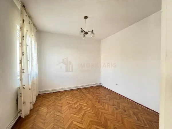 Casă 6 camere Baia Mare - poza 15