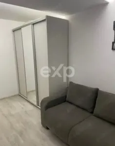 Garsonieră Războieni - RENOVATĂ TOTAL 2020 - Mobilată/Utilată - foto 3