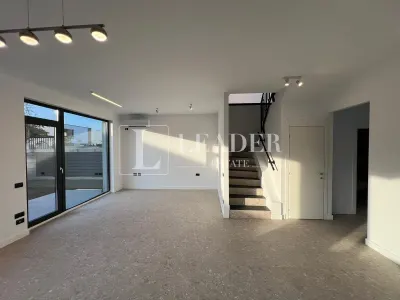 Casă 4 camere Tunari - poza 4