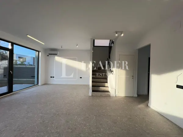 Casă 4 camere Tunari - poza 5