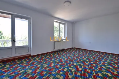 [VIDEO] Vila Multifunctionala de Inchiriat | 9 camere 500 mp | Otopeni - foto 17
