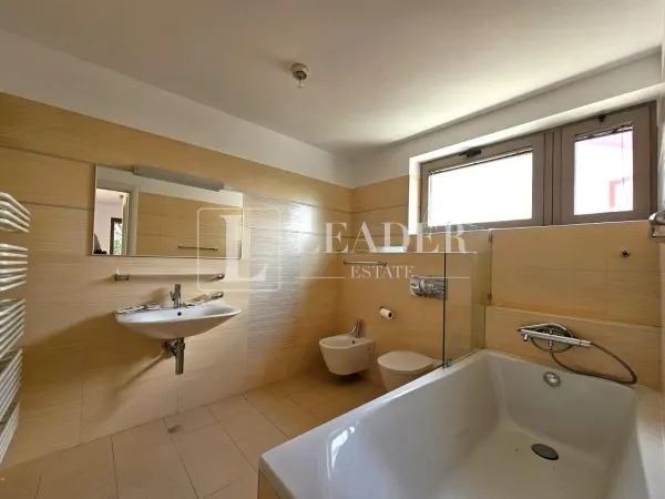 Casă 5 camere București - poza 22