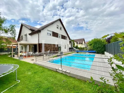 Elegant Villa for Rent – Iancu Nicolae | Private Pool | Premium Residential Compound - foto 2