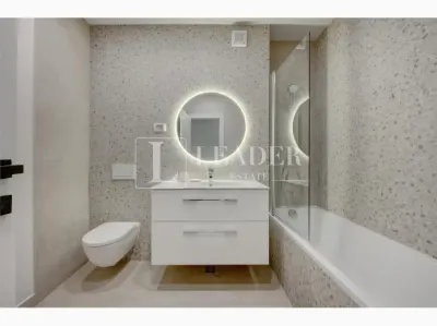 Modern 3-Bedroom Apartment for Rent - foto 15