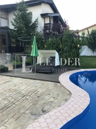 Casă 8 camere București - poza 2
