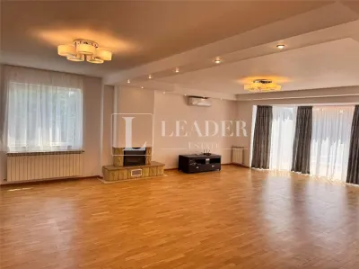 Premium Villa with Private Pool & Garden – Iancu Nicolae - foto 7