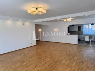 Premium Villa with Private Pool & Garden – Iancu Nicolae - foto 10