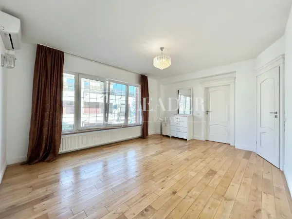 Casă 7 camere București - poza 14