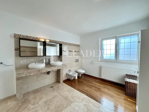 Casă 7 camere București - poza 19