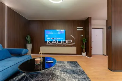 Apartament 2 camere lux | Iulius Mall | decomandat | terasa - foto 4