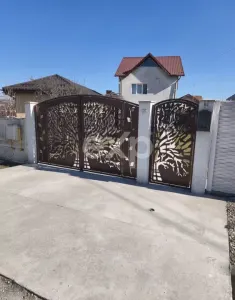 Vând casă cu etaj .. - foto 5