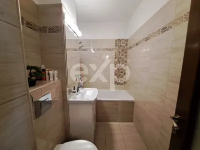 Apartament 4 camere decomandat, 81 mp, etaj 1/4 – ideal pentru familie - foto 6