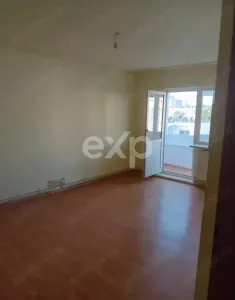 apartament 3 camere, decomandat - foto 5