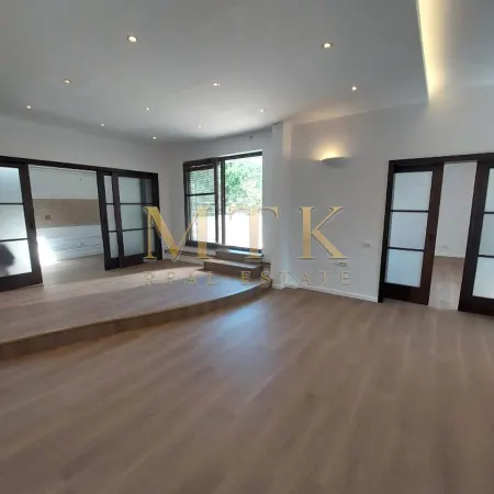 Apartament 5 camere București - poza 2