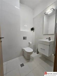 Proprietate rara | Apartament spatios cu vedere libera catre parcul Herastrau - foto 19