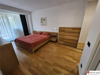 Apartament spatios cu vedere catre parcul Herastrau - foto 8