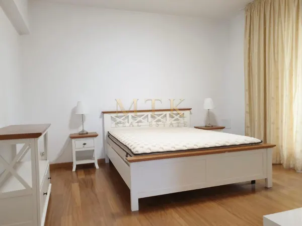 Apartament 5 camere București - poza 2