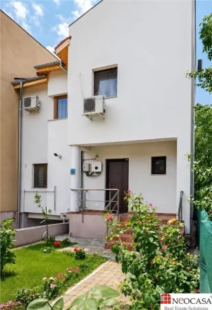 Casă 5 camere București - poza 1