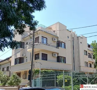 Oferta rara | Apartament spatios de 5 camere langa parcul Kiseleff - foto 1
