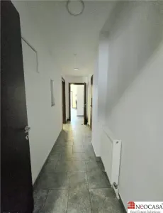 Eleganta interbelica : Apartament cu 6 camere si terasa, ideal pentru birouri sau rezidenta exclusivista - foto 12