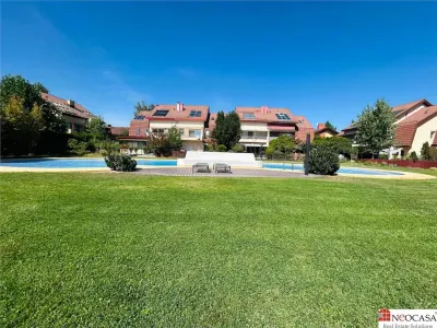 JOLIE VILLE MALL, VILA 6 CAMERE, CURTE 250 MP! - foto 2
