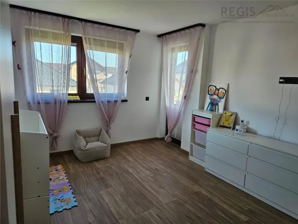 Casă 5 camere Tărlungeni - poza 7
