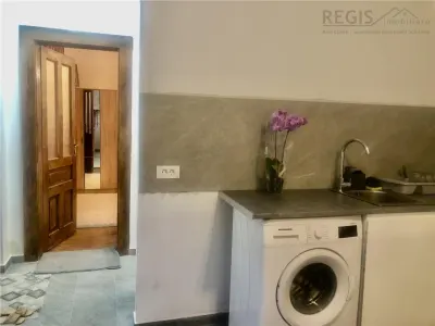 2 Camere Prima Inchiriere | Curte | Parter Vila Renovat 2026 |  Bisericii Romane Lunga - foto 18