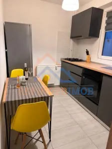 Apartament 2 camere + loc de parcare zona Piata Progresul - Ghimpati - foto 7