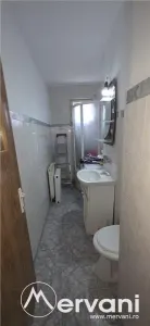 Apartament cu 3 camere de vanzare in Campina, central - foto 15