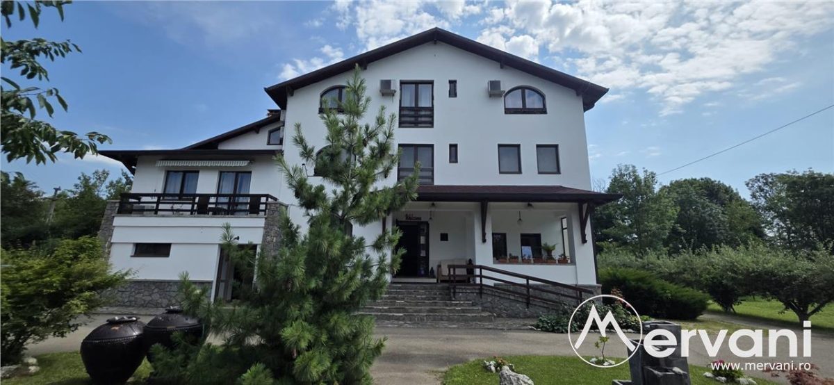 Pensiune de vanzare in Cornu - Cornu