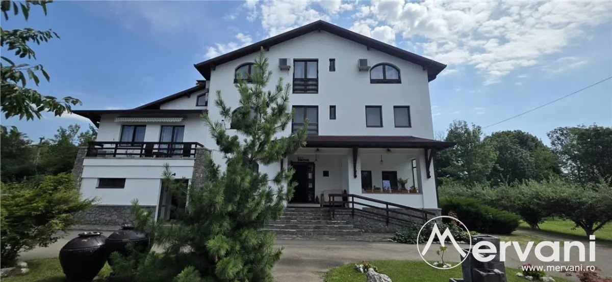 Hotel/Pensiune Cornu - poza 1