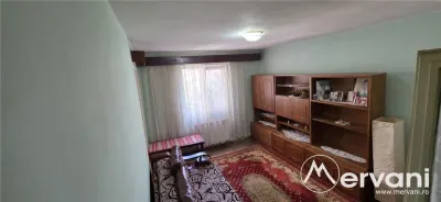 Apartament 3 camere de vanzare in Campina - Campina