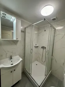Apartament cu 2 dormitoare de închiriat | Bucsinescu – acces rapid către Centru și campusurile universitare - foto 6
