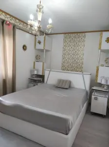 Apartamente 3 camere de închiriat — Zona Tudor Vladimirescu / Vasile Lupu - foto 2