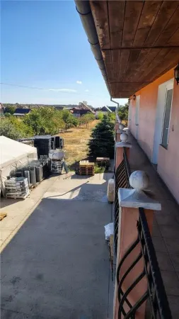 Casă 6 camere Nojorid - poza 3