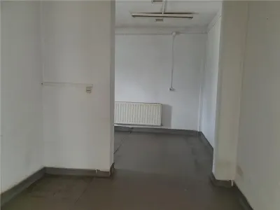 Hala depozitare/productie 214mp,birouri 150mp,cu acces tir in zona Ind.Est - foto 11