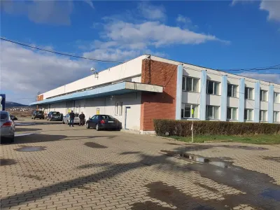 Hala depozitare/productie 214mp,birouri 150mp,cu acces tir in zona Ind.Est - foto 7