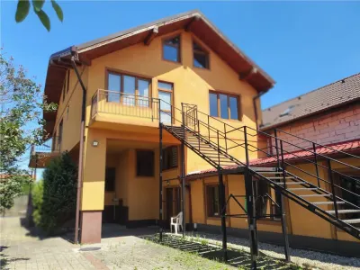Vilă Spațioasă D+P+1 zona Terezian optima locuinta / sediu firma - Sibiu