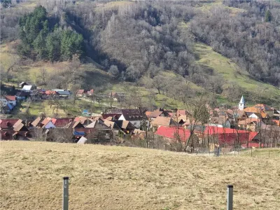 Vindem urgent 1035mp teren intravilan in Rau Sadului ,  SIBIU - foto 5