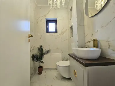 Spațiu, Confort și Rafinament | Casă Nouă de Lux - zona Profi - Pictor Brana ,Șelimbăr - foto 15