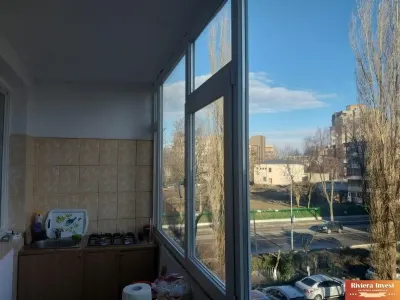 Gara,Bd.Ferdinand ,apartament cu 3 camere 80 mp vedere bilaterala . - foto 6