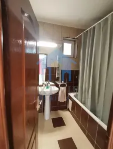 Apartament 2 camere, Piata 1 Mai - foto 6