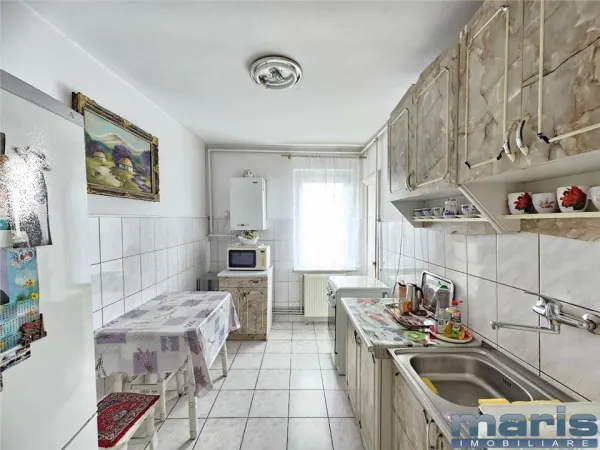 Apartament 3 camere Târgu Mureș - poza 1
